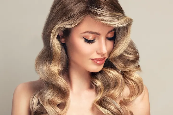 Balayage vs. Highlights: Which Is Right for You?