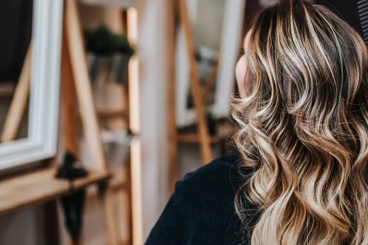 Balayage vs. Ombré: Which Trendy Look to Choose for this Summer