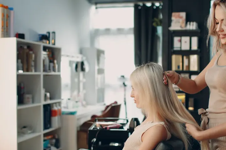 Which Type of Hair Extensions Is Best for You?