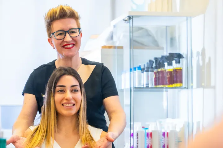 What Are Layered Haircuts?