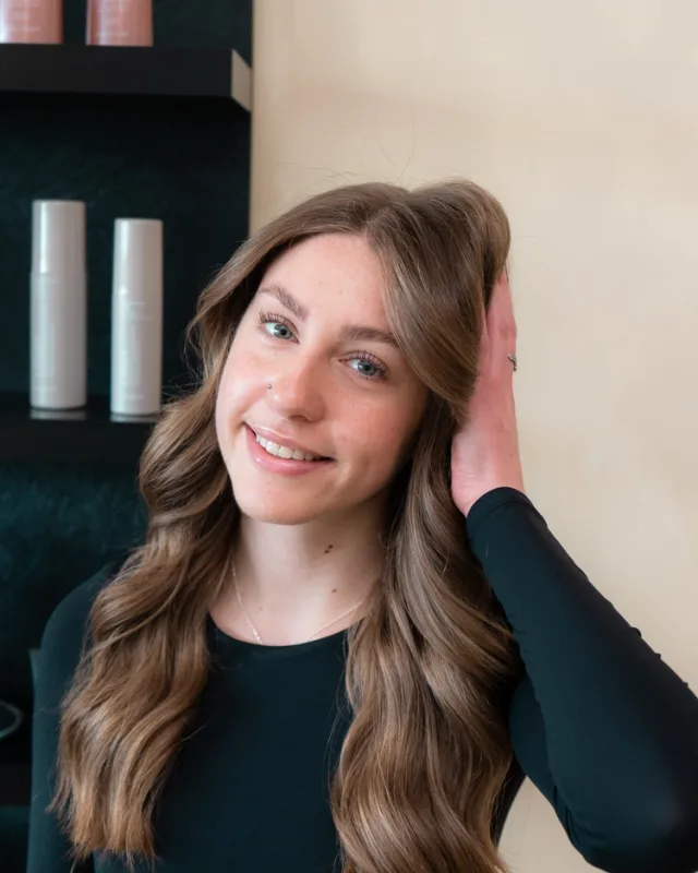 Savannah, hair stylist at Aura Hair Studio in Innisfil